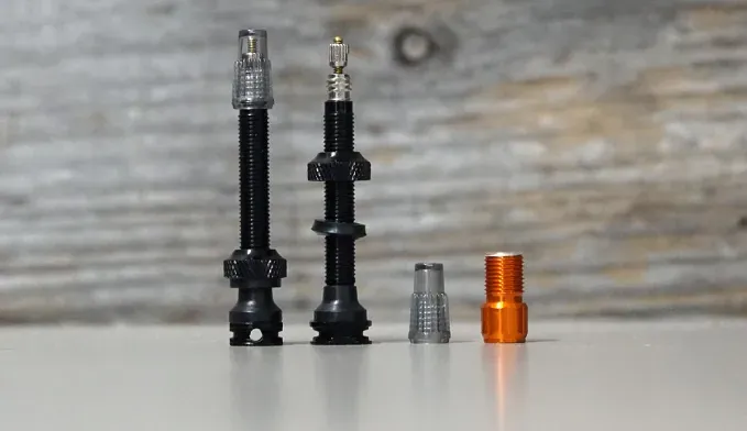 Bicycle wheel, tire, and valve stem